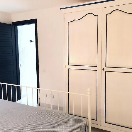 Begonia - Terza Lägenhet *