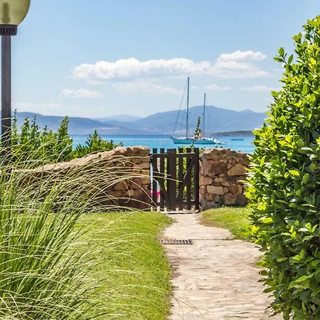 Begonia - Terza Lägenhet *